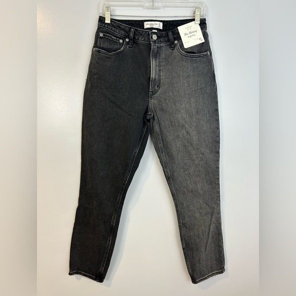 NWT Abercrombie & Fitch The Skinny High Rise Curve Love Two Tone Jeans Size 27/4 - Picture 2 of 13